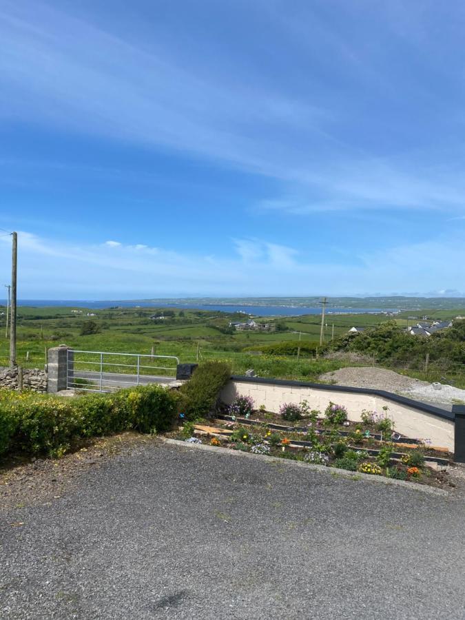 Dessie'S Place Lahinch Exterior foto