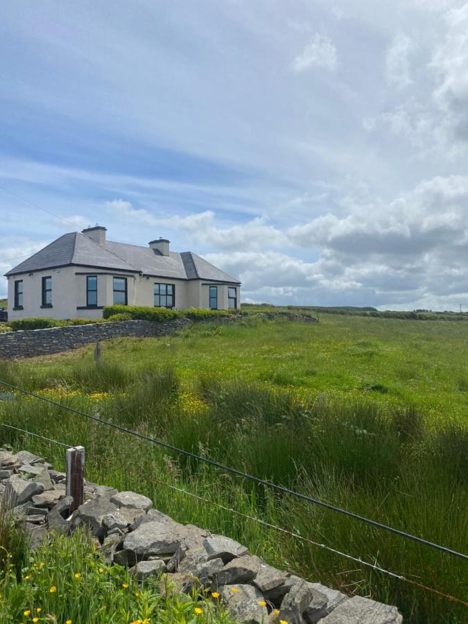 Dessie'S Place Lahinch Exterior foto